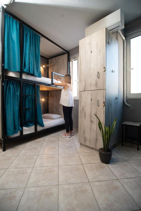 Bedway Athens Hostel Екстериор снимка