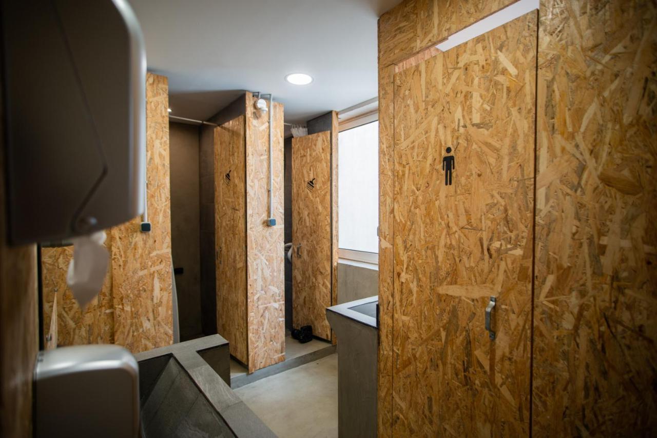 Bedway Athens Hostel Екстериор снимка
